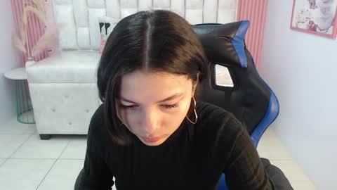 Snapshot of shalon_diaz_sub chatting on 20, 9, 2025 Shalon online show from 20, 9, 2025