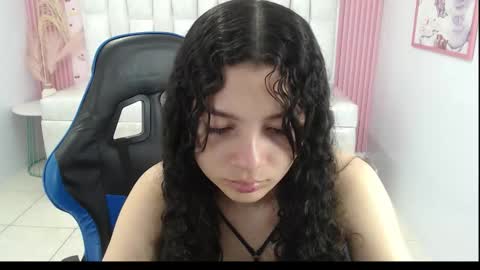 Snapshot of shalon_diaz_sub chatting on 1, 10, 2025 Shalon online show from 1, 10, 2025