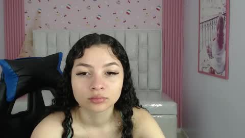 Snapshot of shalon_diaz_sub chatting on 11, 10, 2025 Shalon online show from 11, 10, 2025