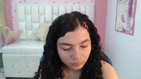 Snapshot of shalon_diaz_sub chatting on 15, 11, 2025 Shalon online show from 15, 11, 2025