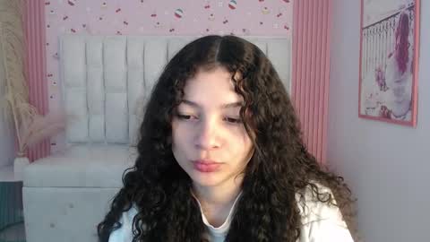 Snapshot of shalon_diaz_sub chatting on 27, 11, 2025 Shalon online show from 27, 11, 2025