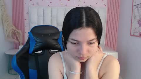 Snapshot of shalon_diaz_sub chatting on 16, 12, 2025 Shalon online show from 16, 12, 2025