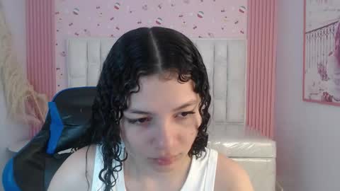 Snapshot of shalon_diaz_sub chatting on 17, 12, 2025 Shalon online show from 17, 12, 2025