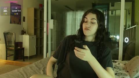 Snapshot of shamahasla chatting on 4, 4, 2026 Sade online show from 4, 4, 2026