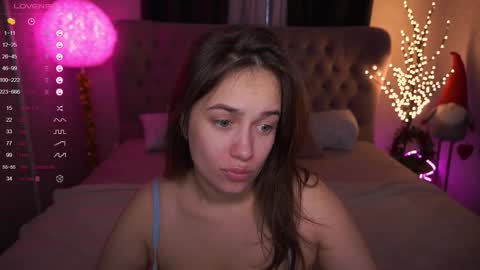 Snapshot of shame_lesss chatting on 23, 12, 2024 Lessi online show from 23, 12, 2024
