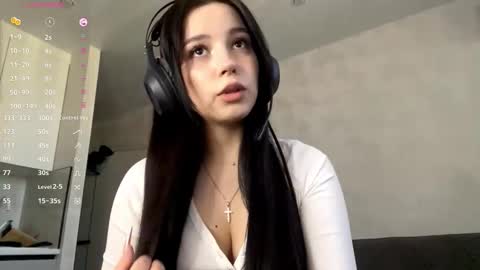 Viola online show from 24, 11, 2025