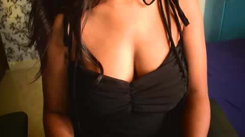 Snapshot of shanaya_indian chatting on 26, 9, 2025 shanaya indian online show from 26, 9, 2025