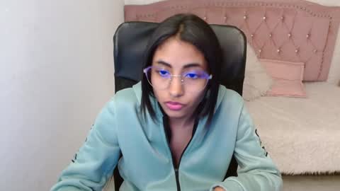 shanelle online show from 4, 2, 2025