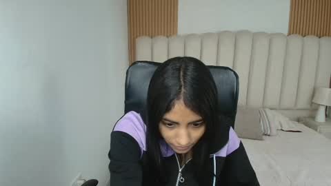 shanelle online show from 15, 4, 2026