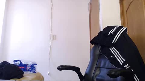 Snapshot of shanel_lozano chatting on 2, 2, 2026 shanel_lozano online show from 2, 2, 2026