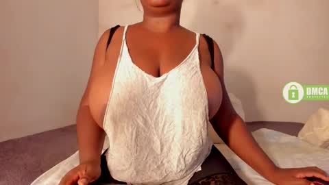 Snapshot of shaniblack chatting on 13, 11, 2025 Danna online show from 13, 11, 2025