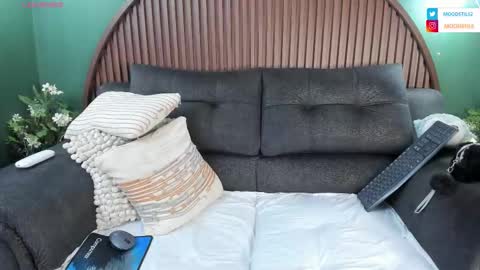 shannel__queen online show from 9, 2, 2026