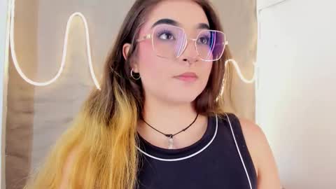 Shanntal  online show from 16, 2, 2026