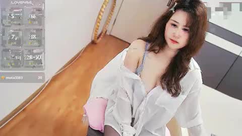 shanshan_cn online show from 13, 4, 2026