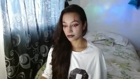 Snapshot of shantal_d03 chatting on 14, 10, 2025 shantal_d03 online show from 14, 10, 2025