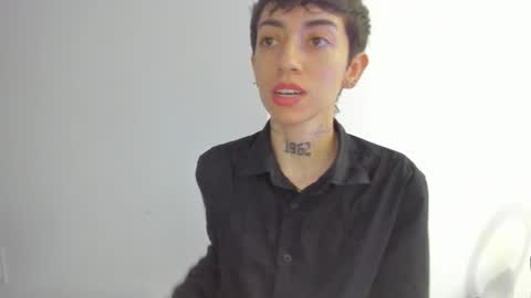 Snapshot of shantal_thompson21 chatting on 3, 3, 2026 Shantal online show from 3, 3, 2026