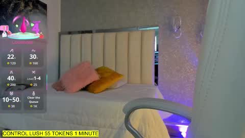 Snapshot of shantal_thompson21 chatting on 22, 3, 2026 Shantal online show from 22, 3, 2026