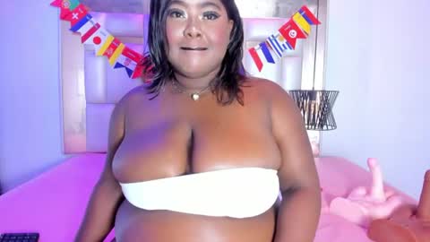 Snapshot of shantaladdams chatting on 16, 6, 2026 Shantal online show from 16, 6, 2026