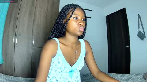 Snapshot of shantall_ebony1 chatting on 13, 9, 2025 shantall_ebony1 online show from 13, 9, 2025