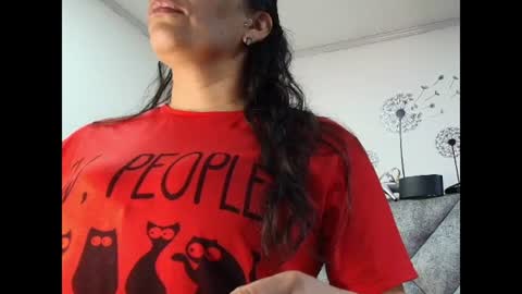 Snapshot of shantey_laurent chatting on 1, 7, 2026 shantey online show from 1, 7, 2026