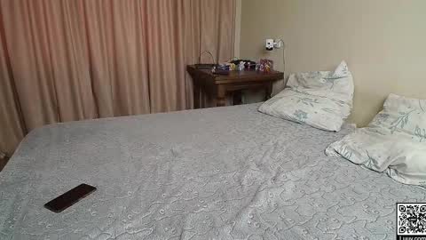 Mikki and Cadence online show from 26, 11, 2025