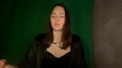 Snapshot of sharikaroitman chatting on 12, 5, 2026 Aurora online show from 12, 5, 2026