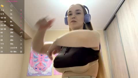 Snapshot of sharitaklemme chatting on 2, 4, 2026 Coraline online show from 2, 4, 2026