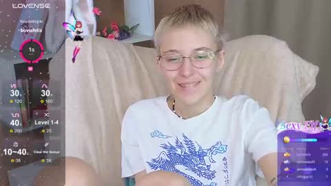 Snapshot of sharli_rose chatting on 24, 2, 2025 Sharli online show from 24, 2, 2025