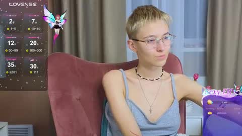 Snapshot of sharli_rose chatting on 27, 2, 2025 Sharli online show from 27, 2, 2025