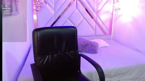 Snapshot of sharllote_ chatting on 29, 5, 2026 Sharllote online show from 29, 5, 2026