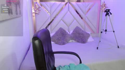 Snapshot of sharllote_ chatting on 1, 6, 2026 Sharllote online show from 1, 6, 2026