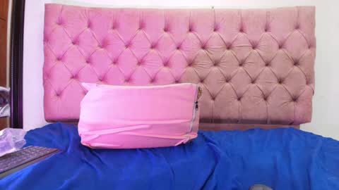 Sharlott online show from 30, 12, 2024