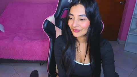 Snapshot of sharlott_pamela chatting on 18, 4, 2026 Pamela online show from 18, 4, 2026
