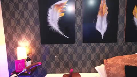 Sharom  online show from 8, 3, 2026