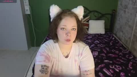Snapshot of sharon_coxxx chatting on 28, 6, 2026 Sharon online show from 28, 6, 2026