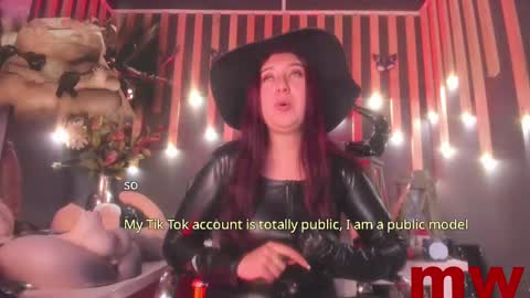 Snapshot of sharoon_gold chatting on 11, 3, 2025 Your mistress Sharon online show from 11, 3, 2025