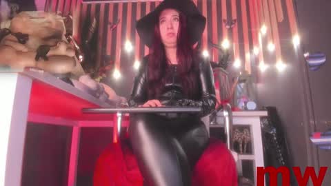 Snapshot of sharoon_gold chatting on 11, 3, 2025 Your mistress Sharon online show from 11, 3, 2025