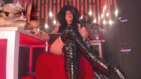 Snapshot of sharoon_gold chatting on 11, 3, 2025 Your mistress Sharon online show from 11, 3, 2025