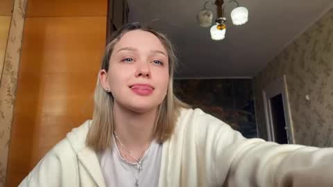 Snapshot of shawandamisemer chatting on 22, 4, 2026 Lilith online show from 22, 4, 2026