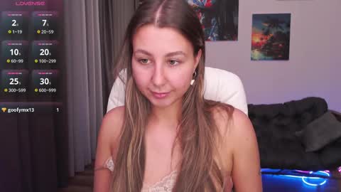 Snapshot of shayleyy chatting on 4, 3, 2025 Shay online show from 4, 3, 2025