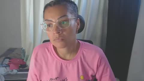 Snapshot of shayna_cute chatting on 19, 1, 2025 Shayna online show from 19, 1, 2025