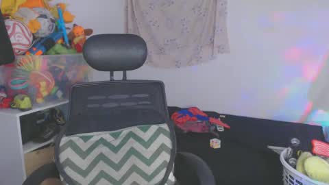 Snapshot of shayna_cute chatting on 5, 10, 2025 Shayna online show from 5, 10, 2025