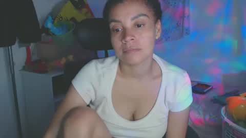 Snapshot of shayna_cute chatting on 16, 10, 2025 Shayna online show from 16, 10, 2025