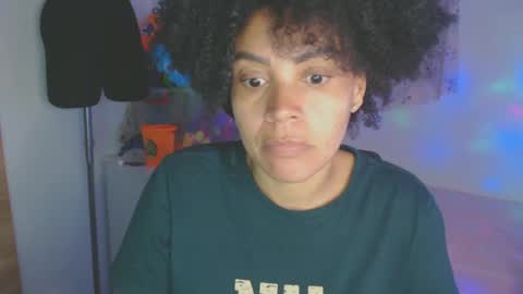 Snapshot of shayna_cute chatting on 18, 10, 2025 Shayna online show from 18, 10, 2025