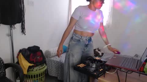 Shayna online show from 22, 2, 2026