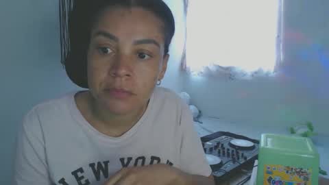 Snapshot of shayna_cute chatting on 12, 3, 2026 Shayna online show from 12, 3, 2026