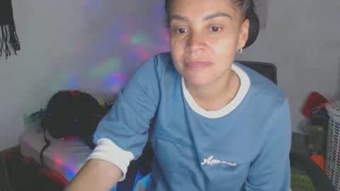 Snapshot of shayna_cute chatting on 8, 6, 2026 Shayna online show from 8, 6, 2026
