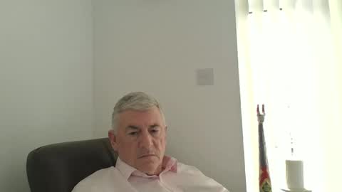 she52 online show from 15, 4, 2026