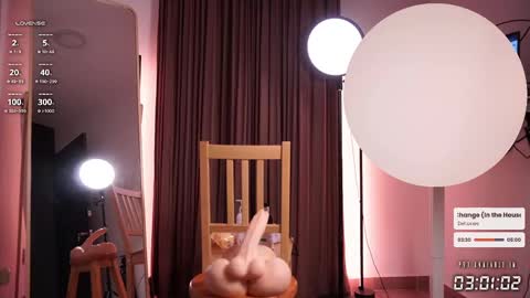 Snapshot of she_lau_ghs chatting on 28, 9, 2025 Laura c online show from 28, 9, 2025