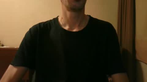 Snapshot of shedevr02 chatting on 7, 10, 2025 Roger online show from 7, 10, 2025